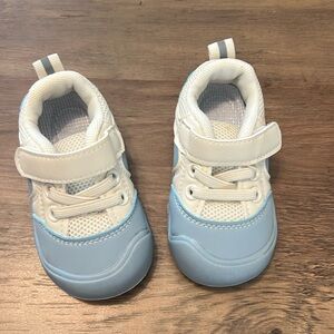 12-18 month (Size 4) Boy Shoes w/ Velcro